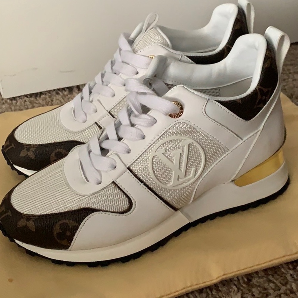 Louis Vuitton shoes size 6